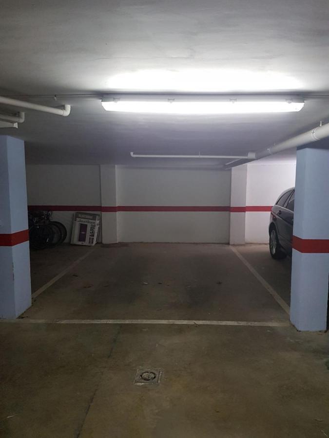 Magnifico Apartamento Junto Al Canal Principal. 艾姆布里亚布拉瓦 外观 照片