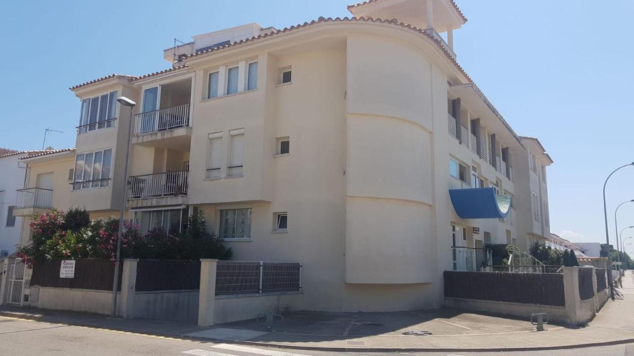 Magnifico Apartamento Junto Al Canal Principal. 艾姆布里亚布拉瓦 外观 照片
